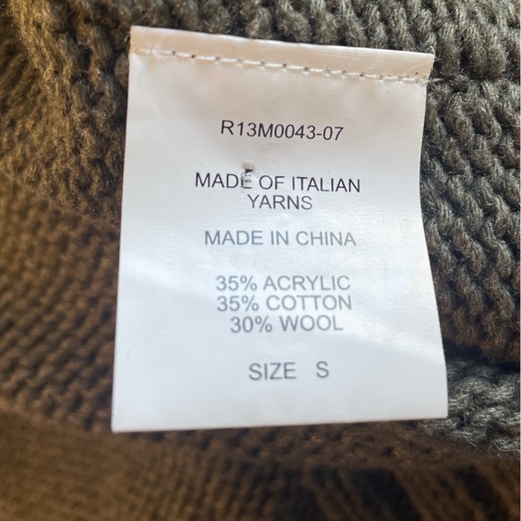 R13 Men’s Italian Yarn Oversized Short- Sleeve Sweater - Picture 9 of 9